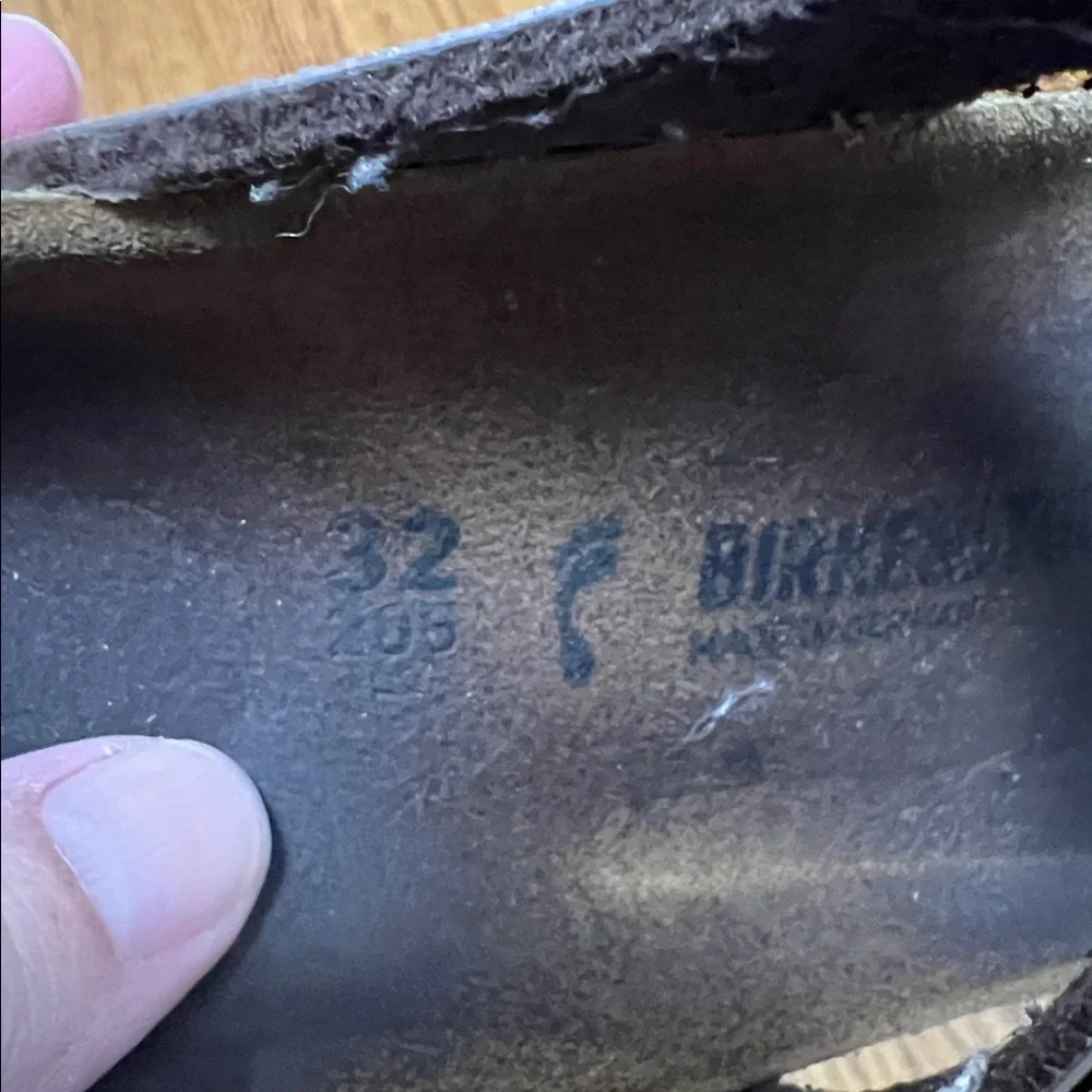 Girls Birkenstock Gizeh Birkenstock - Size 32